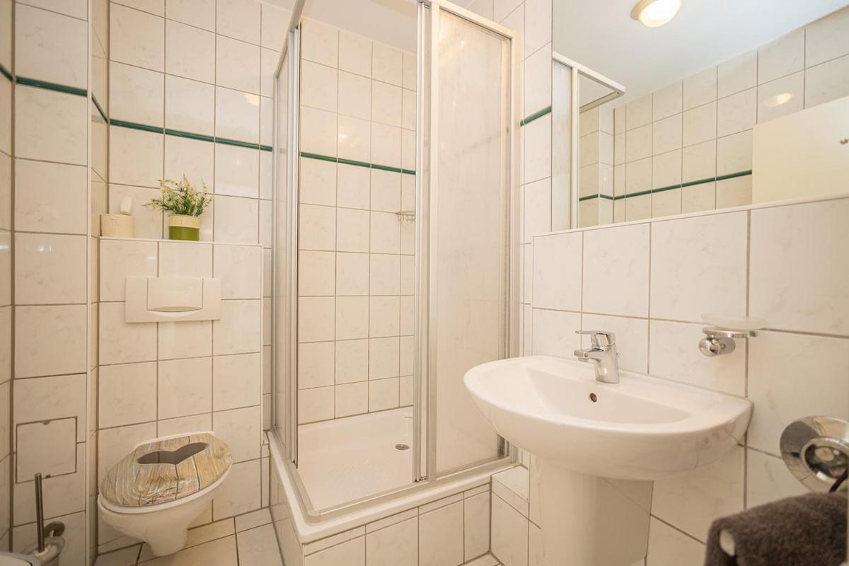 Studio 2 Im Eg Haus Stranddistel, Geschmackvoll Eingerichtete Ferienwohnung Fur 2 Personen In Zingst Zewnętrze zdjęcie