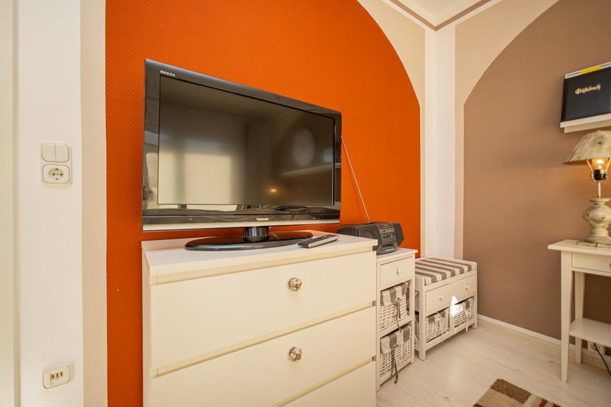Studio 2 Im Eg Haus Stranddistel, Geschmackvoll Eingerichtete Ferienwohnung Fur 2 Personen In Zingst Zewnętrze zdjęcie